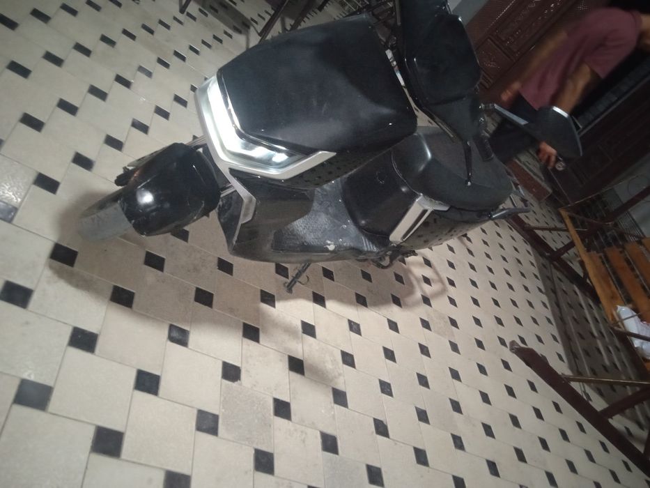Skuter 6 akkumlyatorli