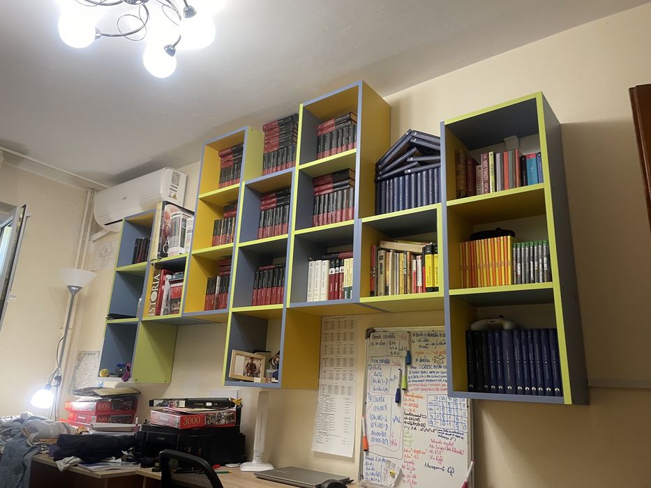 Vand mobilier copii, tineret