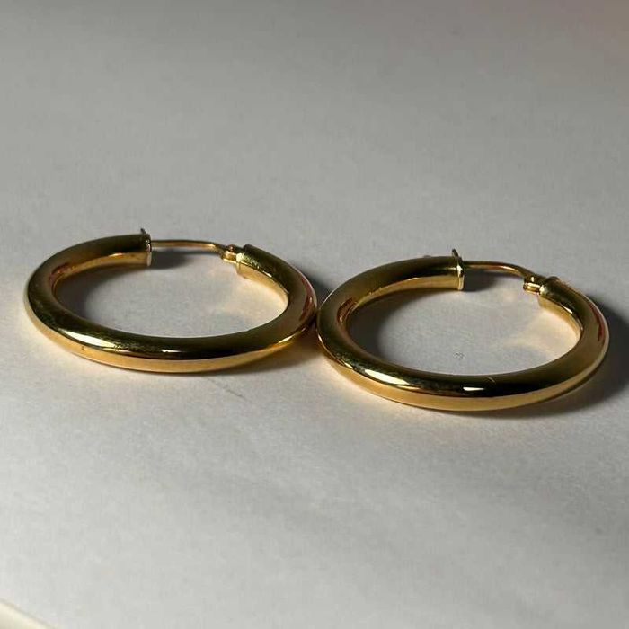 Cercei Creole din Aur Galben 18K Eleganți și Atemporali