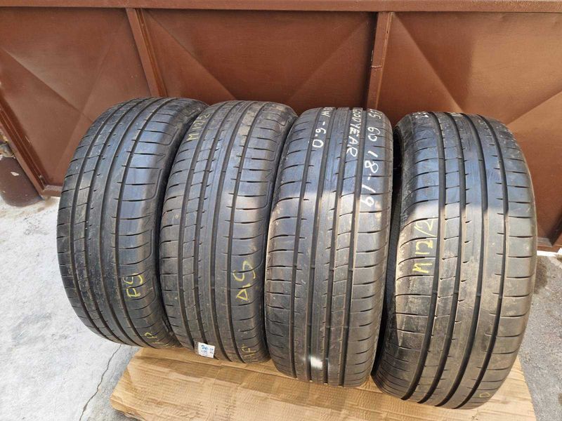 4 Goodyear R18 235/60
летни гуми 
DOT4819