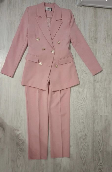 Costum dama marimea 36