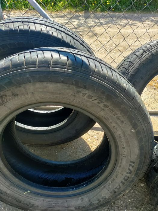 Гуми за бус 215/70/15 с