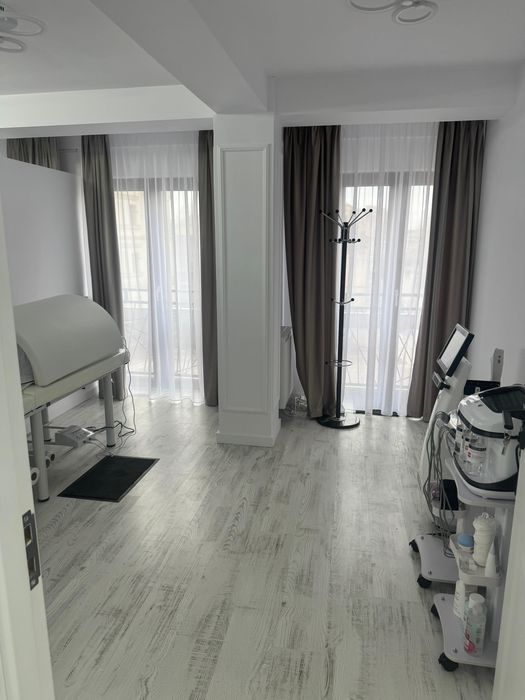 Salon de înfrumusețare de vânzare – Craiova, Centrul Istoric | Afacere la cheie, complet echipată