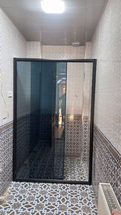 Душевые кабины из стекла