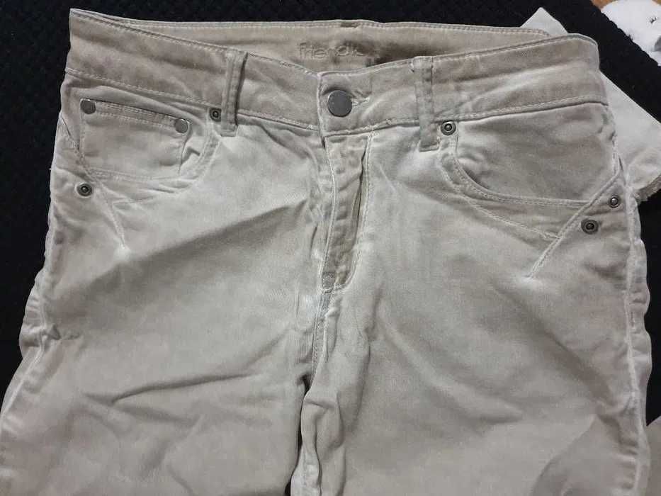 Blugi Friend tex,marimea 38,stare f buna