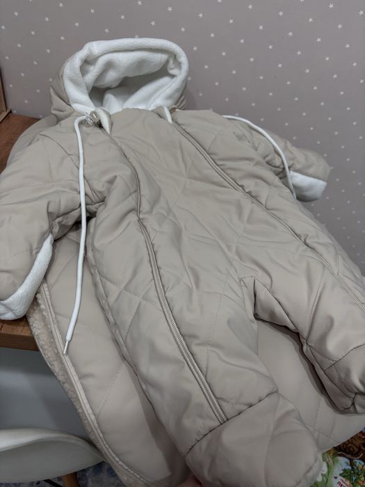 Продам теплый конверт с комбинезоном