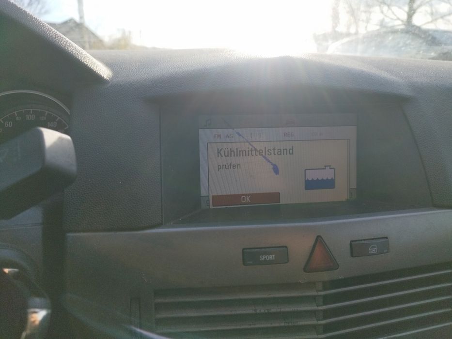 Bara fata faruri capota Opel Astra H 1.9 dezmembrez dezmembrari