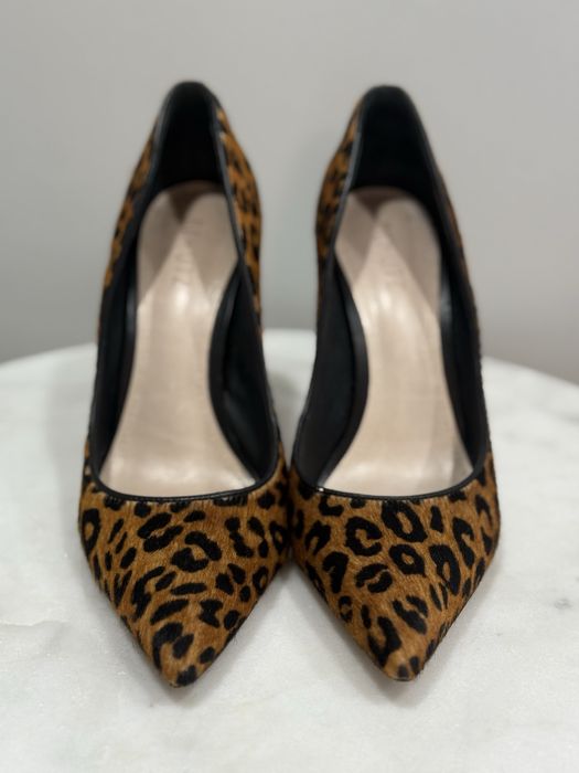 Туфли кожанные на каблуке