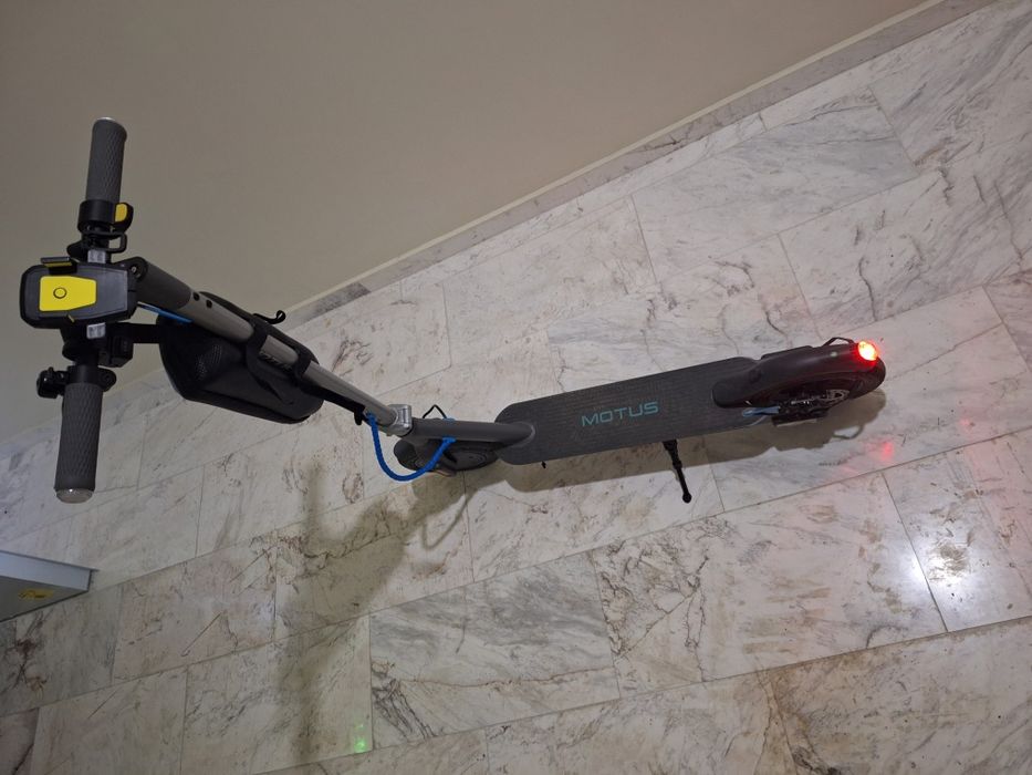 Trotineta Motus Scooty noua