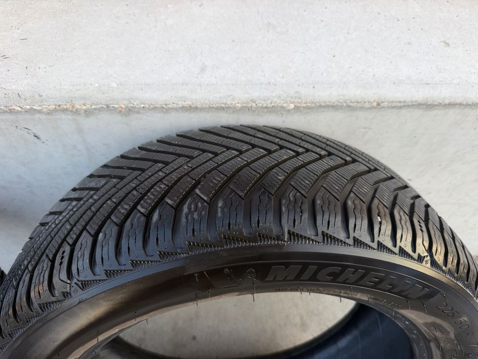 Гуми Michelin Alpin 7 R17