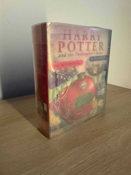 Harry Potter and the Philosopher's Stone — Stephen Fry, Audiobook pe casete, în engleză