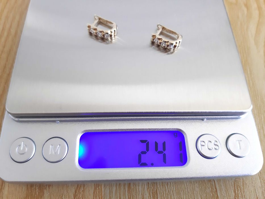 Cercei aur 14 k, 2.41 gr, NOI in cutiuta eleganta, bebe fetite femei