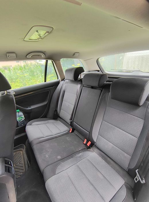 Vând VW Golf 6 (an 2011) –  PENTRU PIESE / DEZMEMBRĂRI!