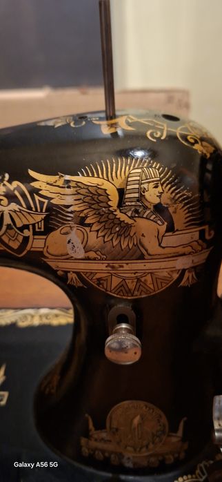 Mașina de cusut Singer