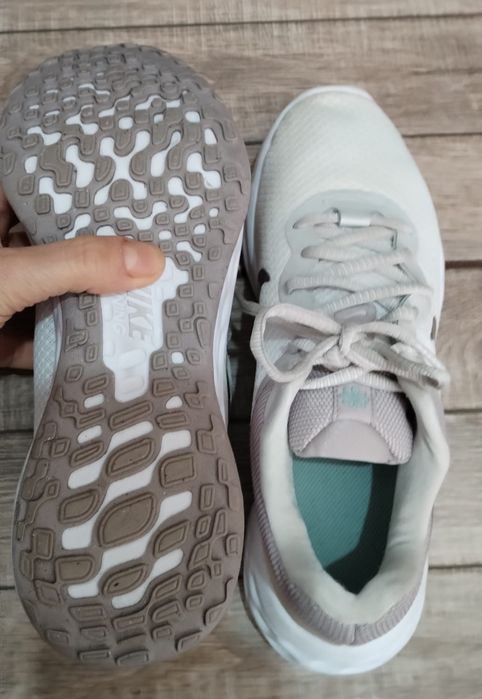 Adidași Nike Nr 38 și Nr 39