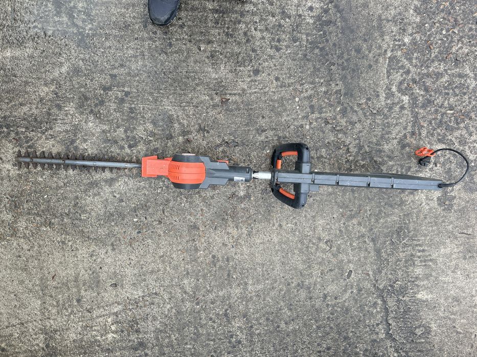 Foarfeca electrica pentru gard viu