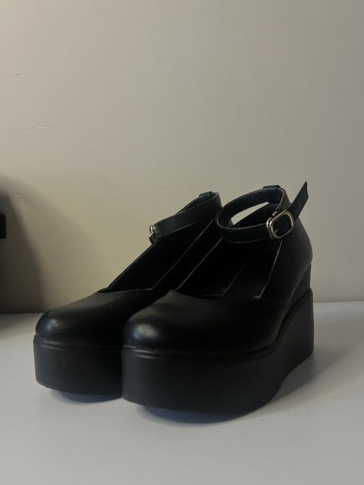 Продам б/у туфли