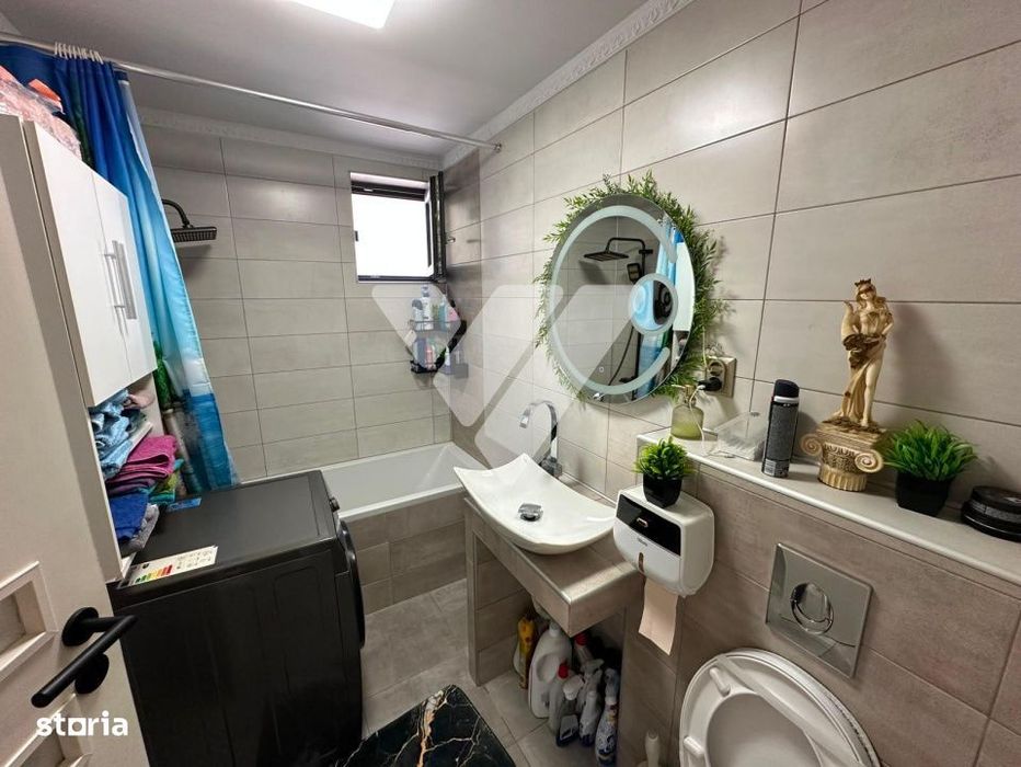 Apartament 3 camere etaj 1 de vanzare 55 MPU - Balcon 5 MP - Șelimbar