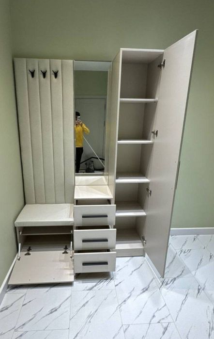 Новый прихожка Навруз от Щараф мебель.  Prihojka Navro'z Sharaf mebel