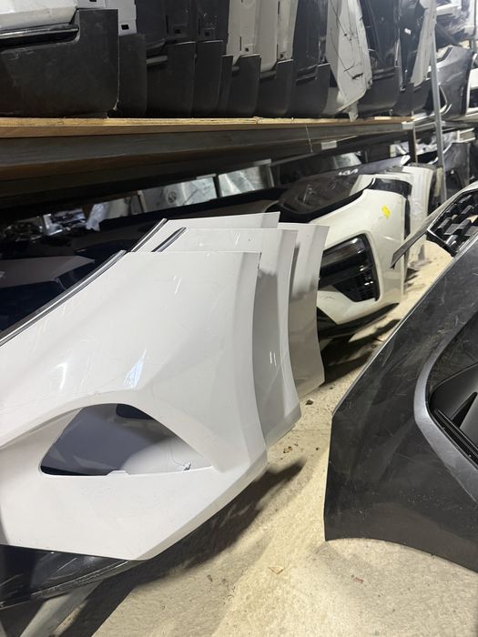 Бампер киа К3 20-25 оригинал кореа