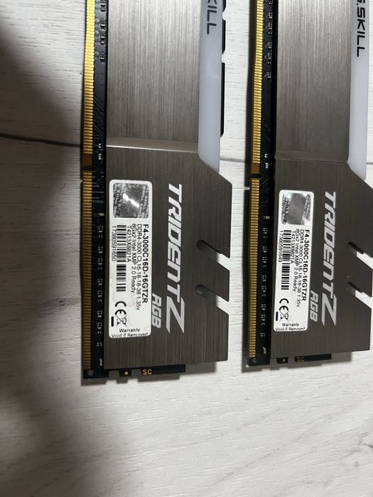 ОЗУ RAM DDR4 16gb (2x8gb)
