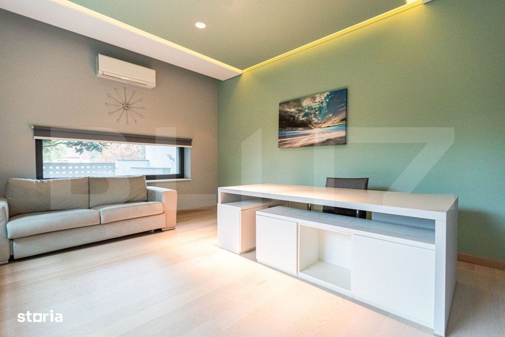 Vila, 8 camere, 790 mp utili, zona Lunei