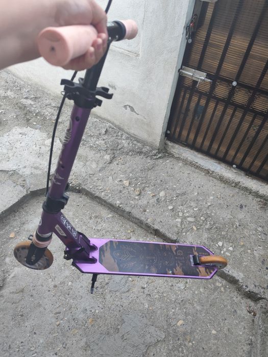 Trotineta Oxelo vârstă 6 ani +
