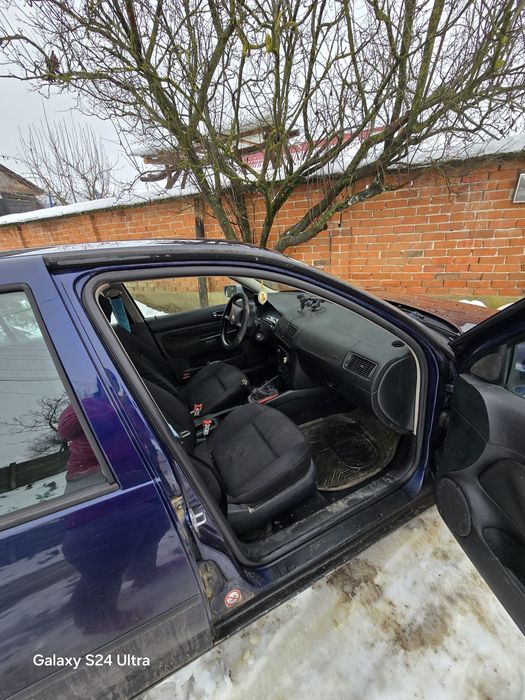 Golf 4 1.9 SDI  2001