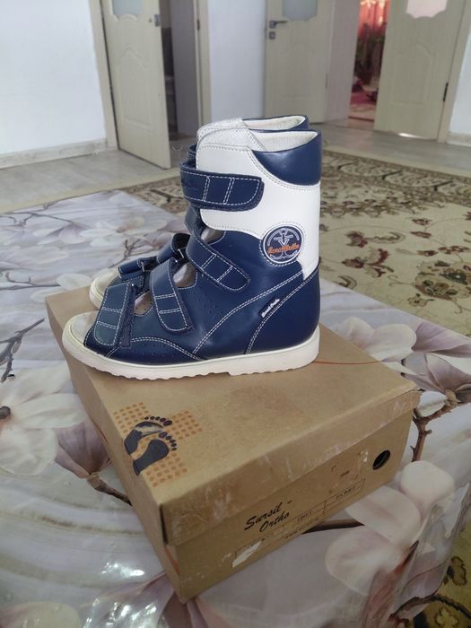 Ортопедический сандали