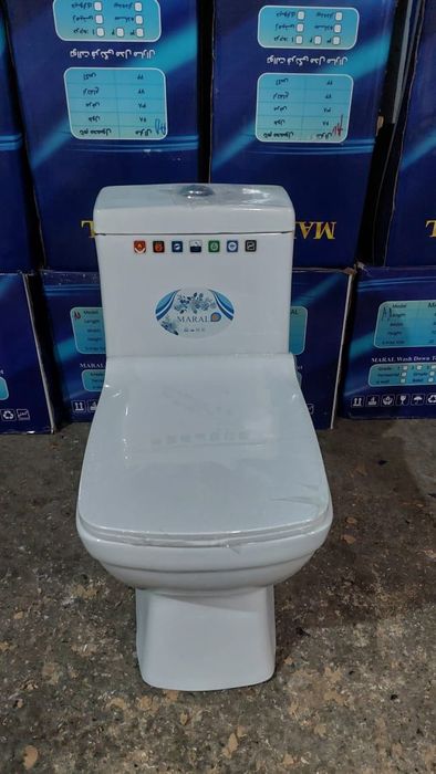 Унитаз литой моноблок