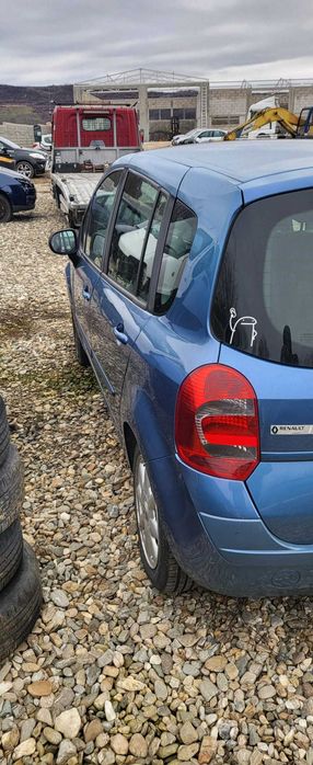 Usa stanga /dreapta fata / spate  Renault Modus - pret per bucata