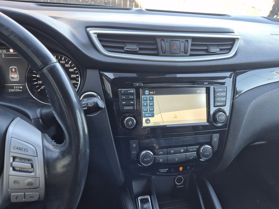 Nissan Qashqai 1.5 full