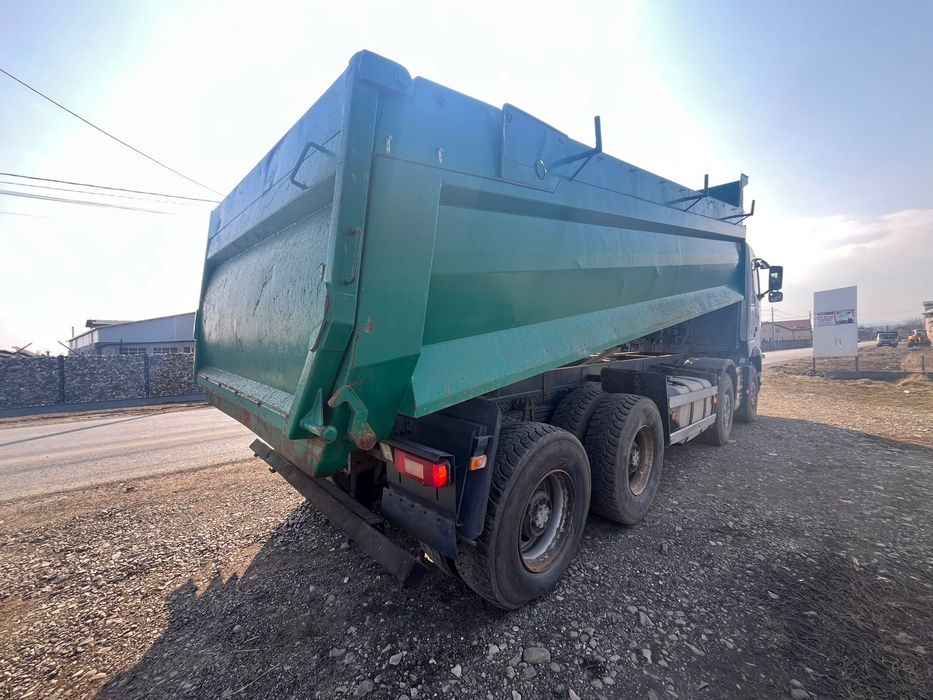 Volvo Fh Bascula 8x4 2011 euro 5