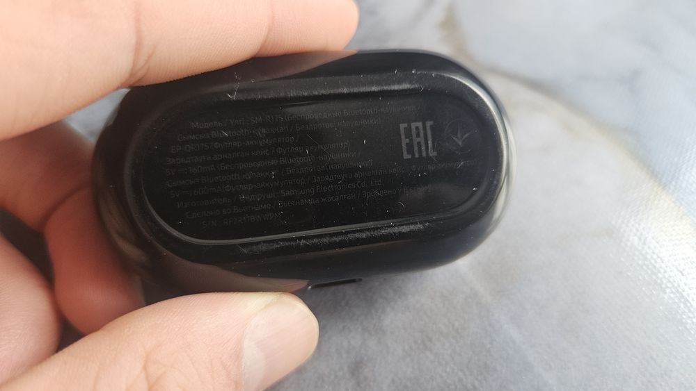 Samsung buds+ наушники