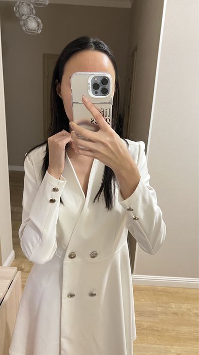 Срочно продам красивое белое платье