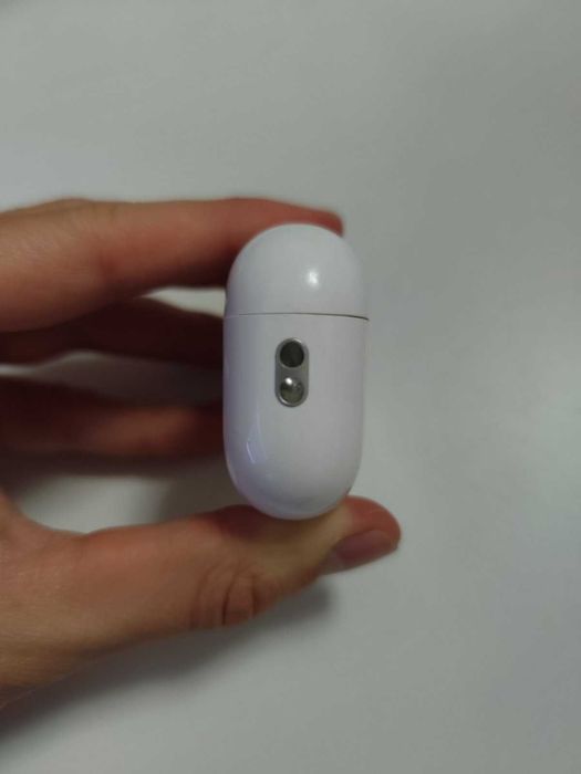 AirPods Pro 2 с MagSafe – много запазени, пълен комплект
