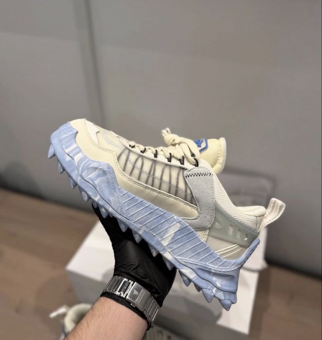 Off-white odsy 1000