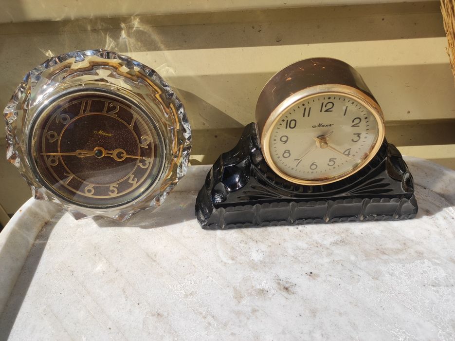 Часы будильник  Витязь Слава