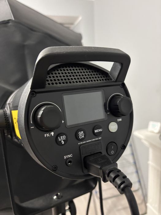 Lampa Godox 150FV, Sigma 16mm