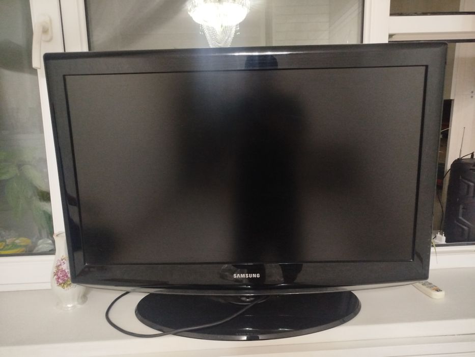 Телевизор SAMSUNG