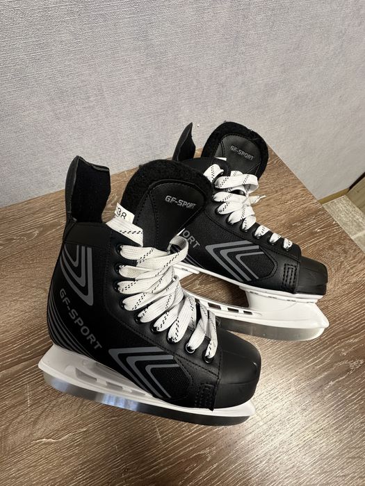 Коньки                             .