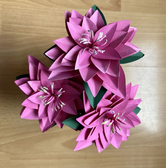 Букет с хартиени цветя