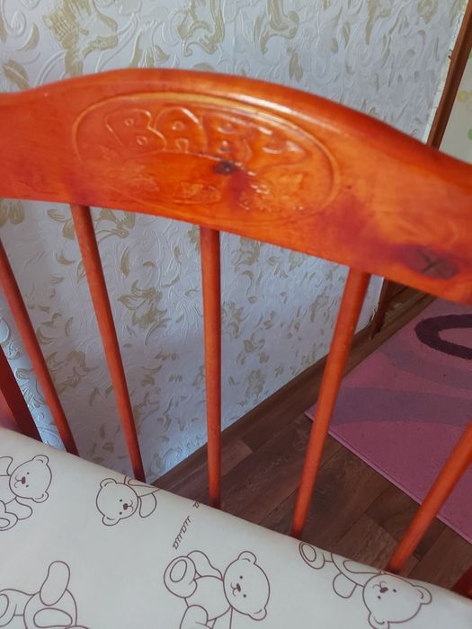 Детская кроватка