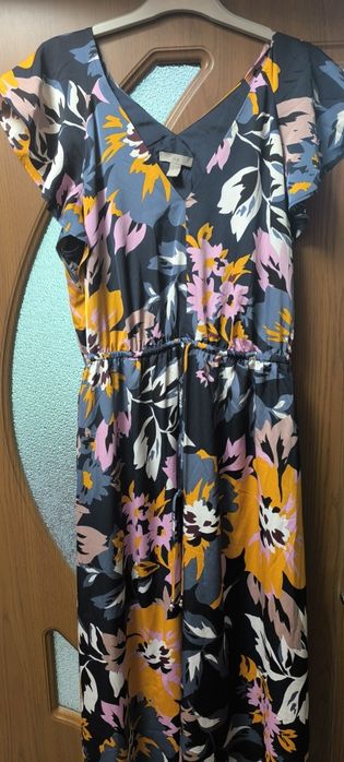 Лятна рокля за повод