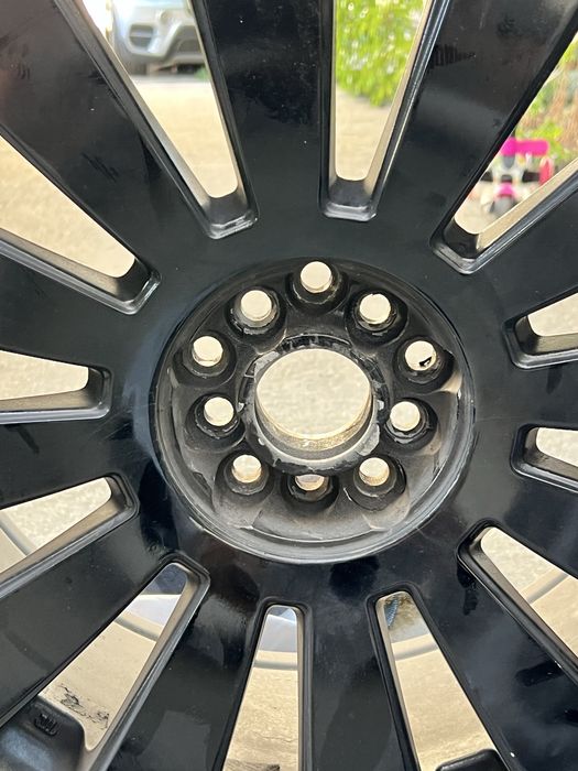 Продавам Алуминиеви Джанти 19" – Мултимеждуболтово разстояние (10 дупки)