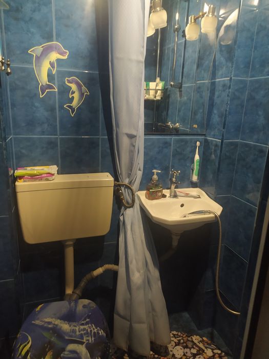 Vând garsonieră în zona liniștită