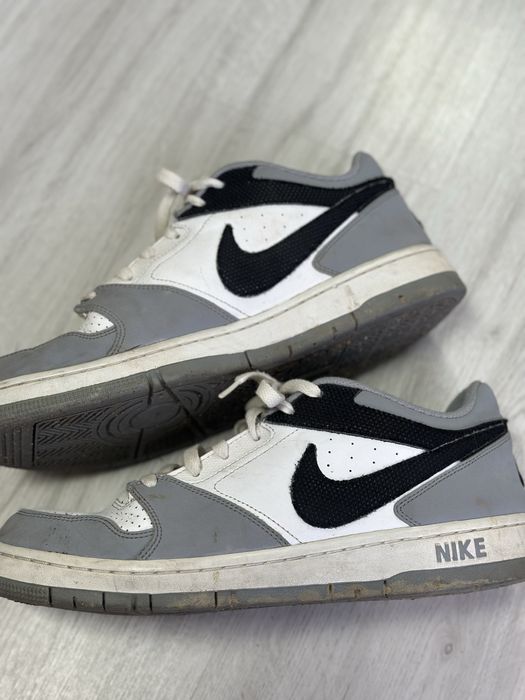 NEGOCIABIL Nike sneakers low-top alb/gri/negru – mărime 43