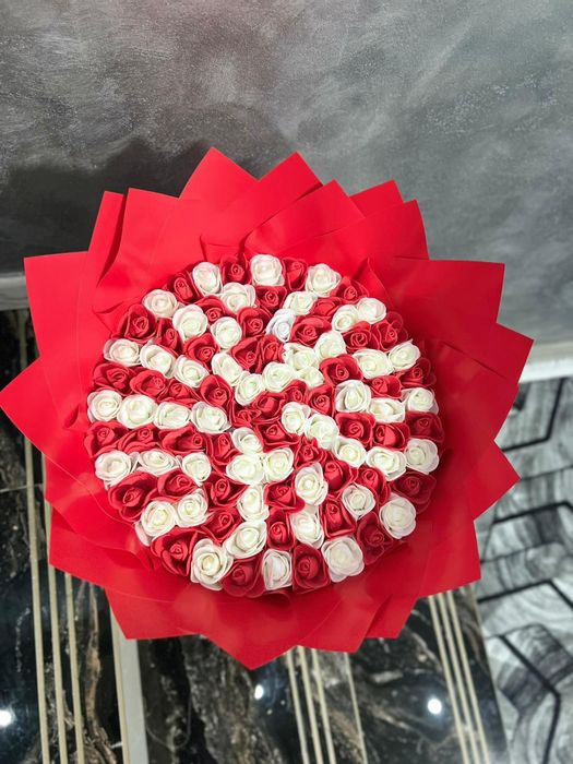 Buchete din spuma simple sau cu accesorii