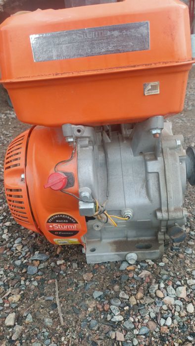 Продам движок бензиновый