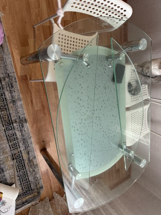 Продам кухонный стол